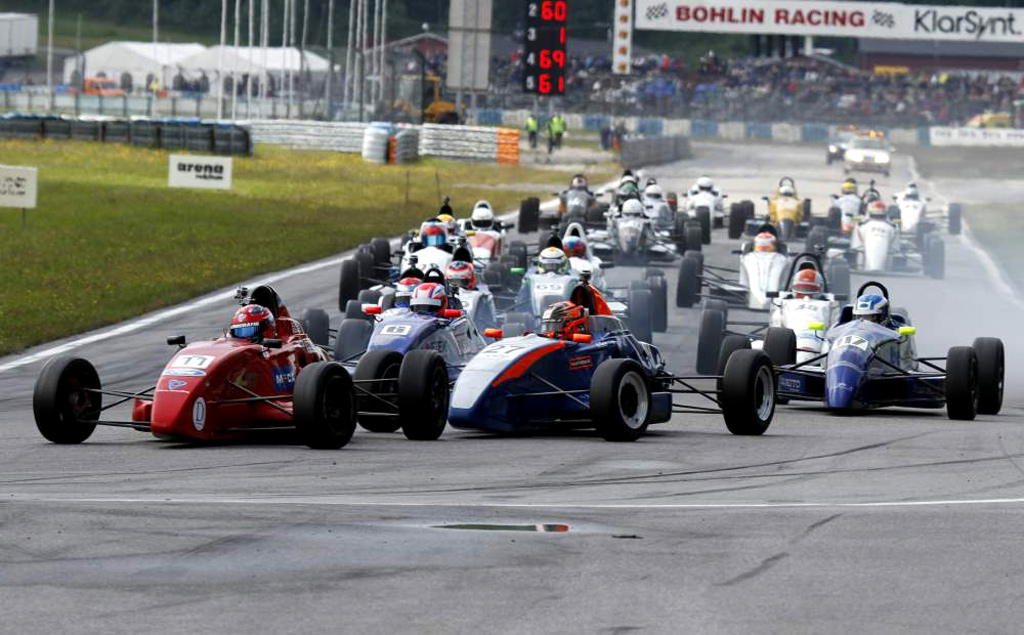 Joakim Darbom fik sine første maksimumscorer i den danske Formel Ford-serie på hjemmebanen i Karlskoga.
(Foto: Bengt-Åce Gustavsson)